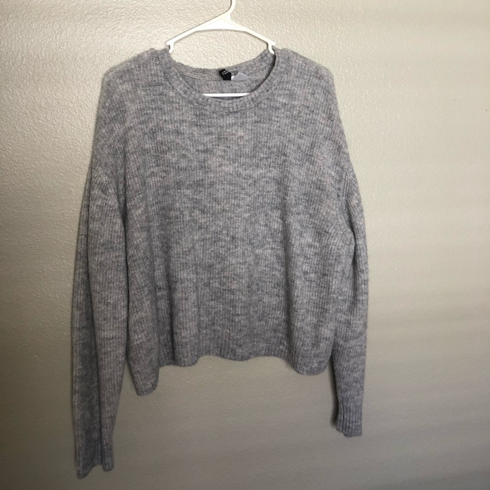 Divided cropped sweater